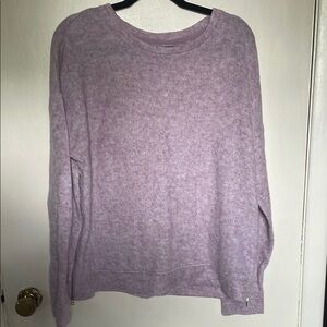 BDG Soft Pink Knit Top large. Nice condition. Zippered sides.